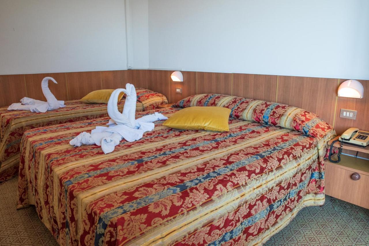 Hotel Majestic Bellaria-Igea Marina Ngoại thất bức ảnh