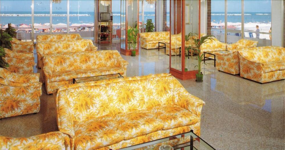 Hotel Majestic Bellaria-Igea Marina Ngoại thất bức ảnh